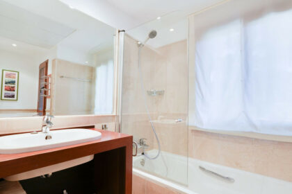 7ff3ede99324baf048a32b1e934a5071 - 18