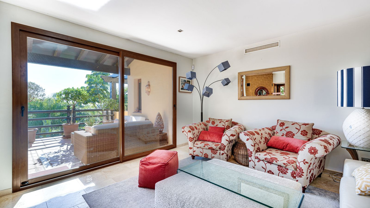 7ff3ede99324baf048a32b1e934a5071 - 5