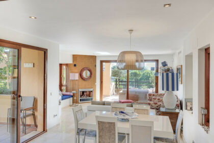 7ff3ede99324baf048a32b1e934a5071 - 8