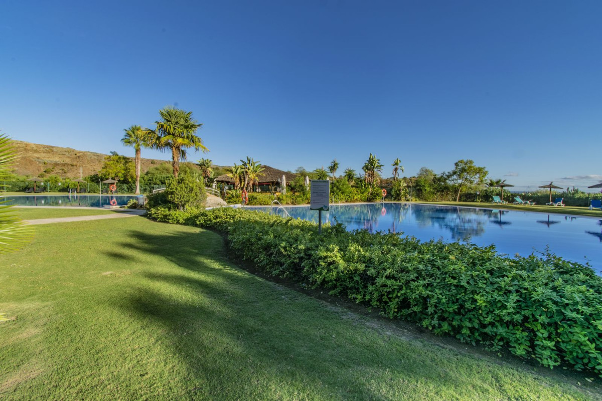 7ff7e90e2fbe47703d292bd692972b04 - 10