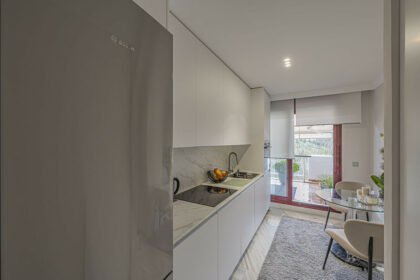 7ff7e90e2fbe47703d292bd692972b04 - 17