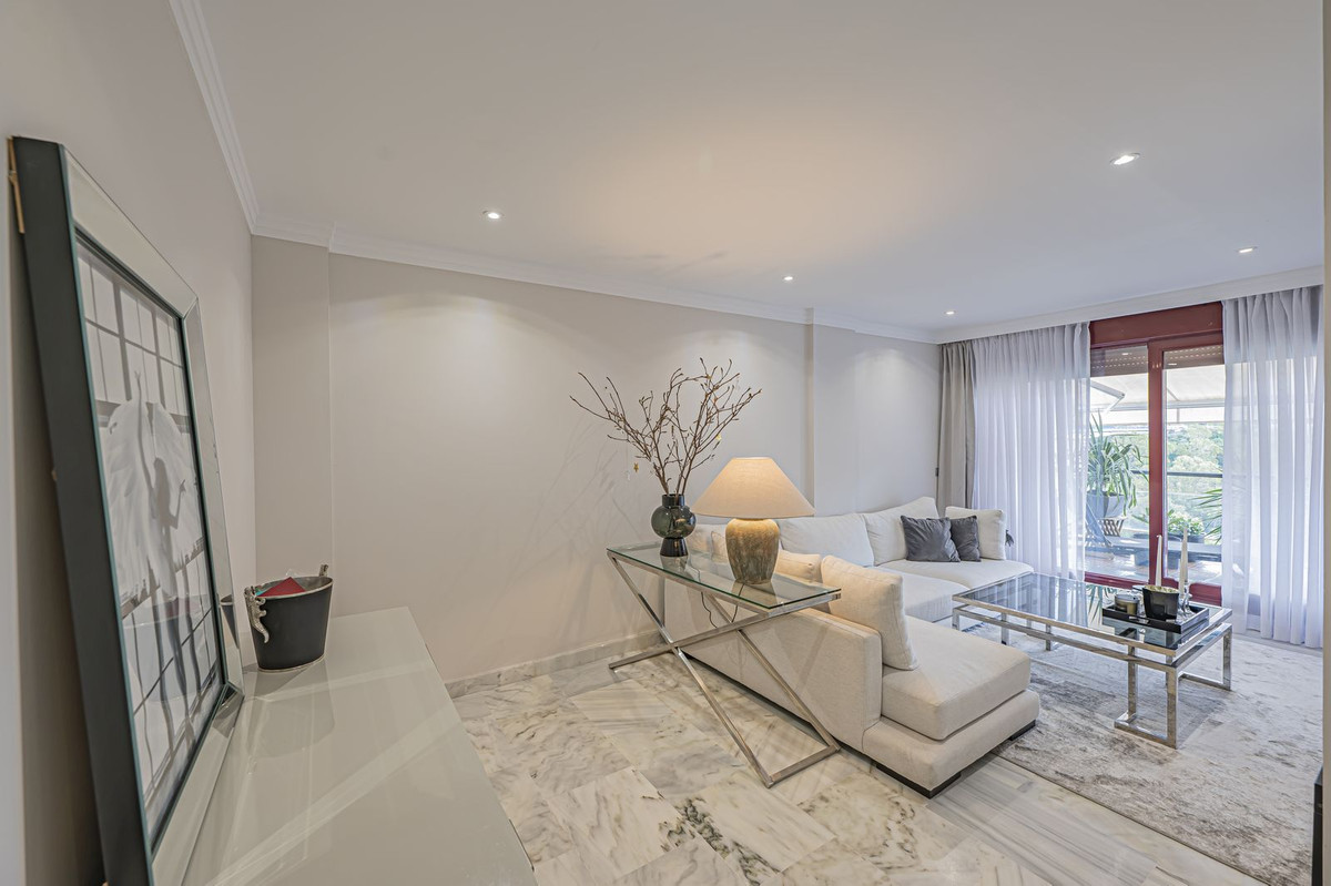 7ff7e90e2fbe47703d292bd692972b04 - 3