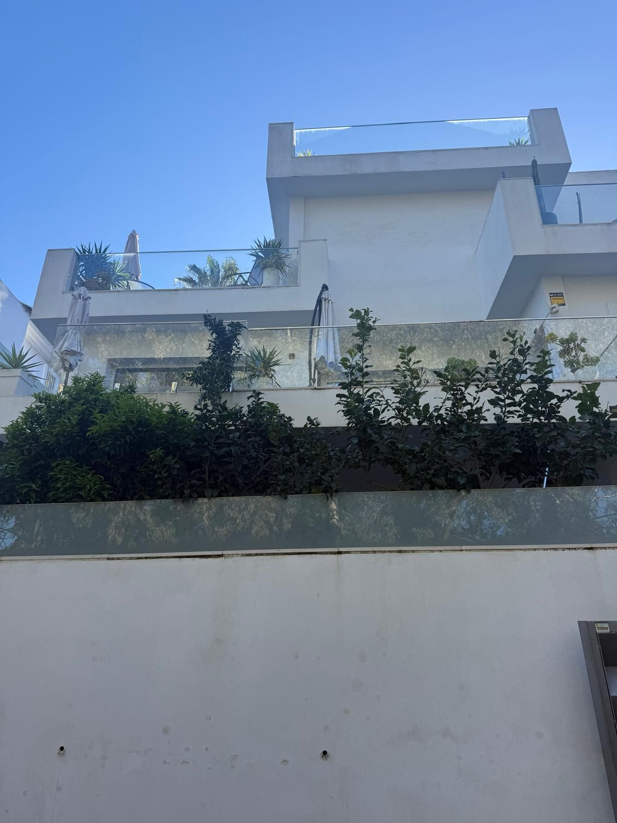 80b811cae1a0a252076d70434dada4b9 - 11