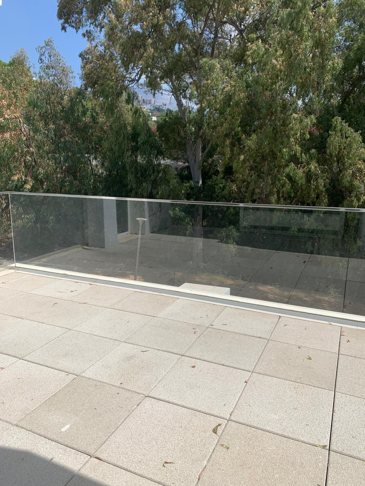 80b811cae1a0a252076d70434dada4b9 - 18