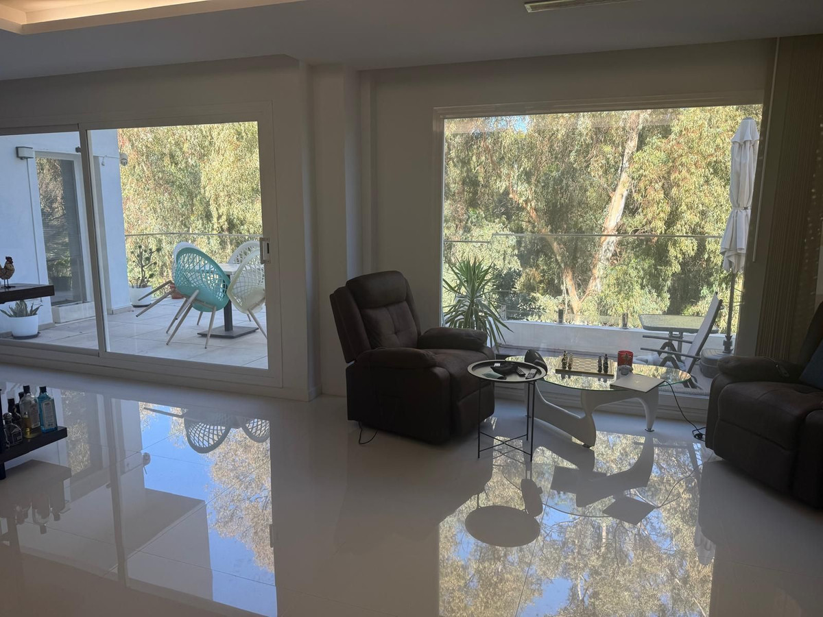 80b811cae1a0a252076d70434dada4b9 - 2