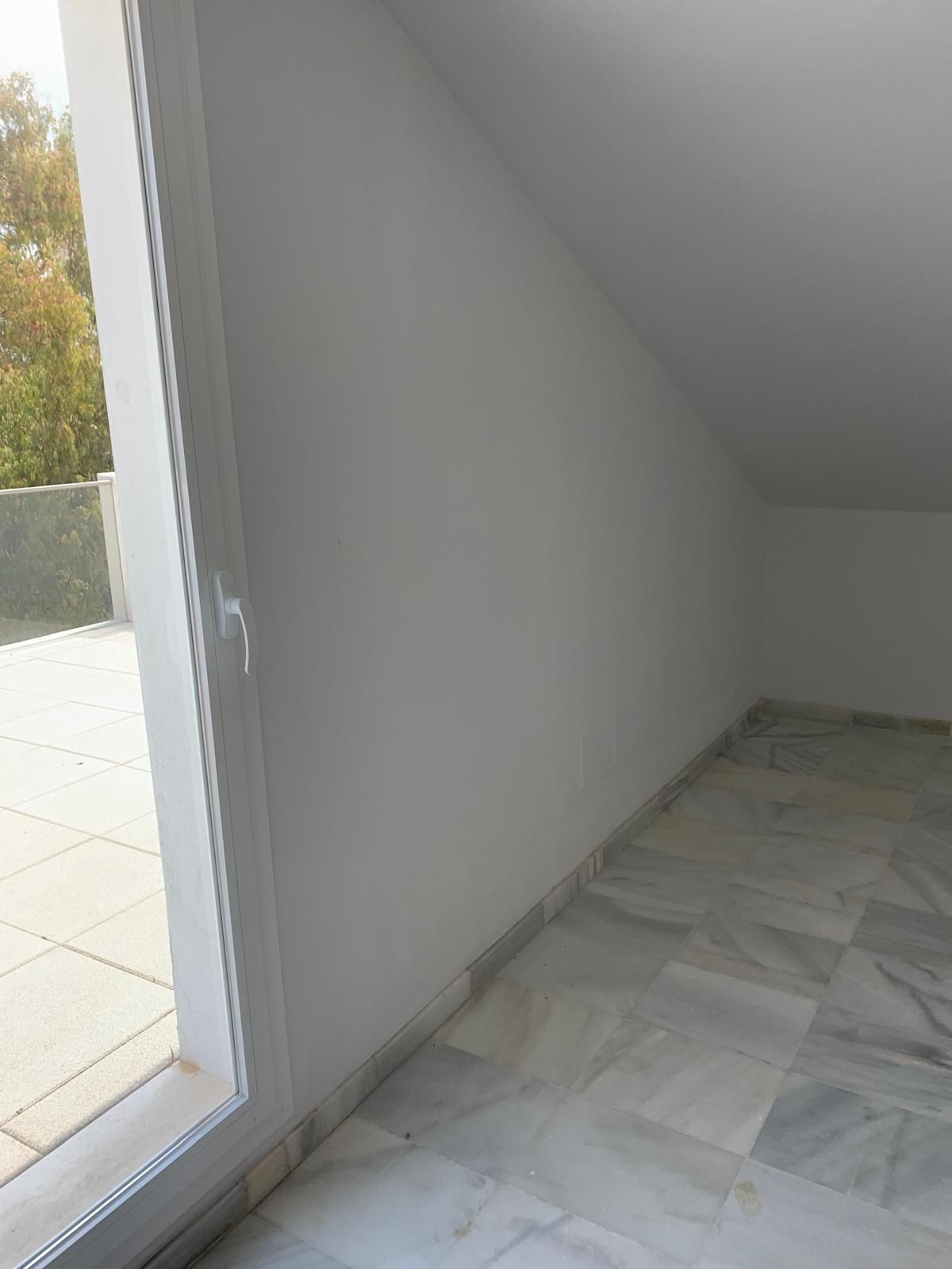 80b811cae1a0a252076d70434dada4b9 - 28