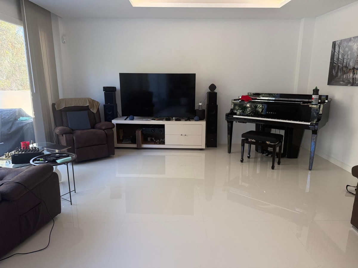 80b811cae1a0a252076d70434dada4b9 - 7