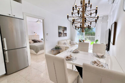 80bce86387179e89bb5476eb3cb154bb - 12