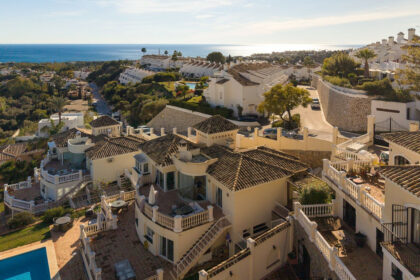 80e238e7a7627313653d6f9372aa6ab2 - 33