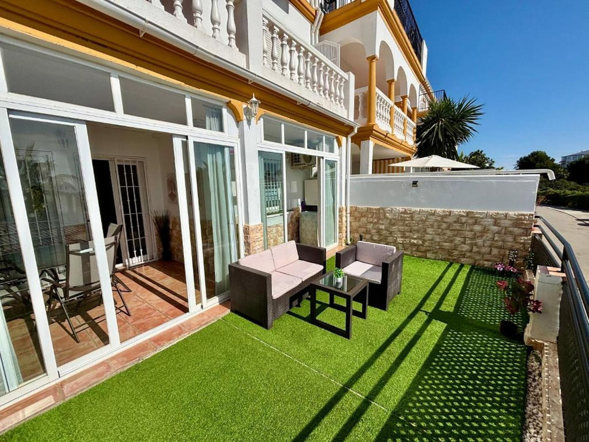 814d5bad1b7d7c4e920d66737622da7b - 12