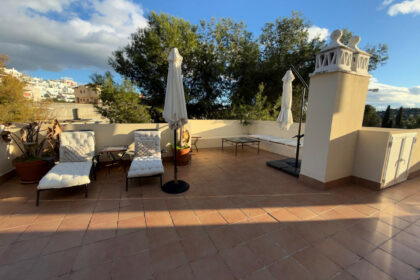 8280466b75778a4ccf11f6a72b0d27d1 - 1