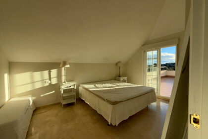 8280466b75778a4ccf11f6a72b0d27d1 - 11