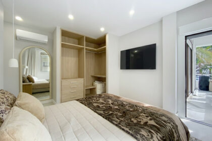 829ad2c49c25611b4b455e7f7a1a445c - 28