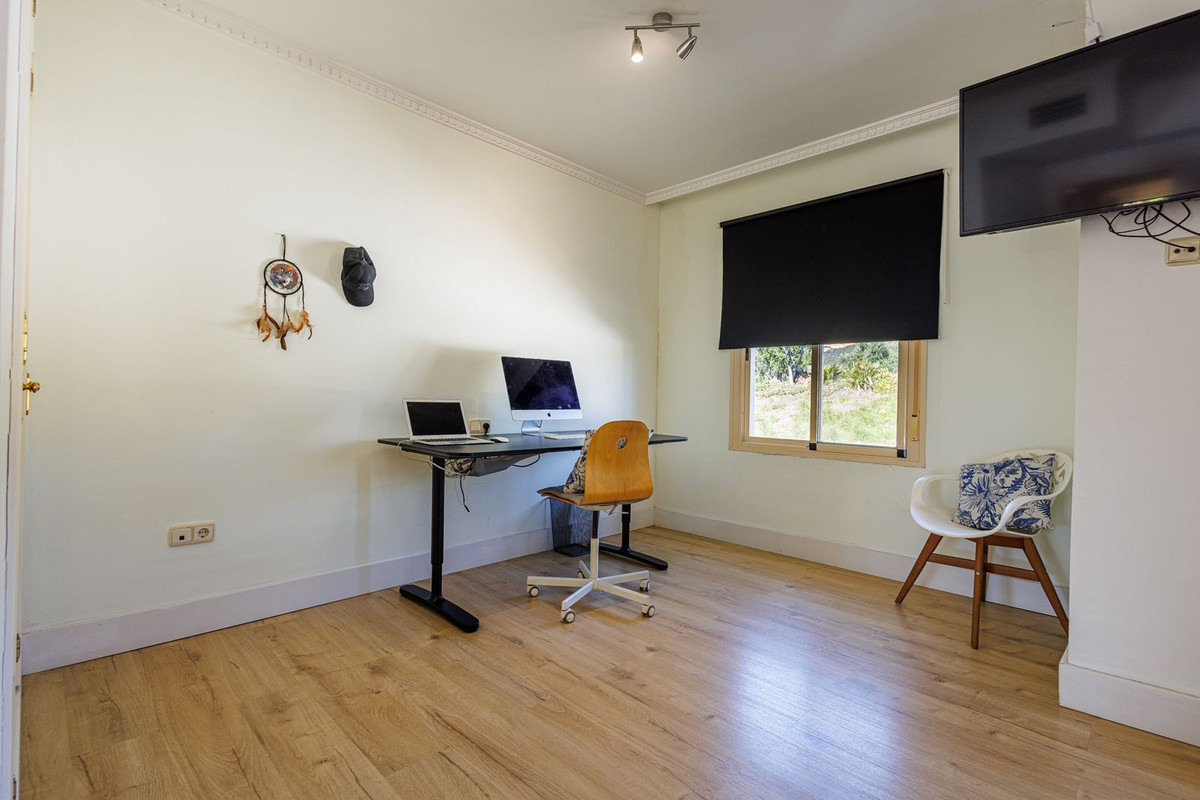 82be41a32fdb6438fef379e46786d7e6 - 36