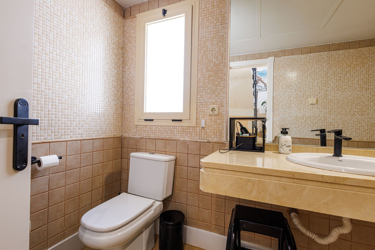 82be41a32fdb6438fef379e46786d7e6 - 39