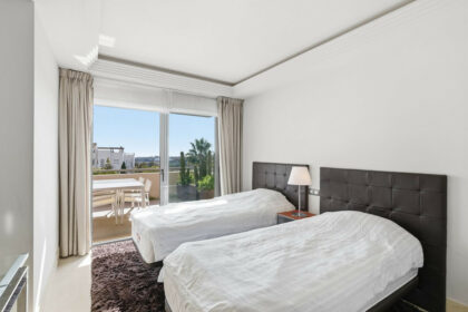 82d411ffd31514db0ff3ad2298c6f4ce - 8