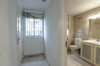 831e055af7a9311311dc67279ff5f916 - 19