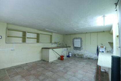 831e055af7a9311311dc67279ff5f916 - 24