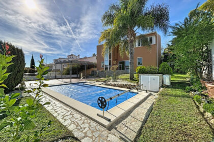 832cc3b636e197b1d76f4ff7fb1ba0ce - 1