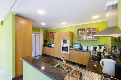 832cc3b636e197b1d76f4ff7fb1ba0ce - 11