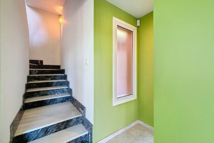 832cc3b636e197b1d76f4ff7fb1ba0ce - 16