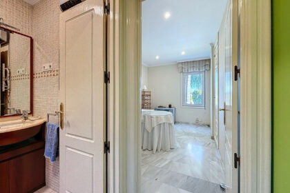 832cc3b636e197b1d76f4ff7fb1ba0ce - 17