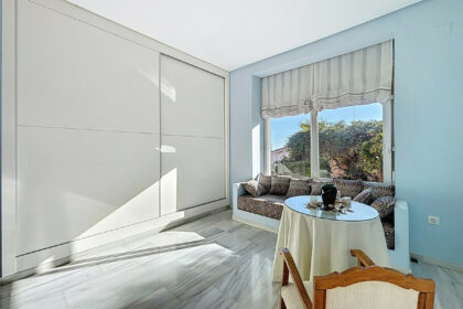 832cc3b636e197b1d76f4ff7fb1ba0ce - 32