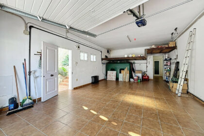 832cc3b636e197b1d76f4ff7fb1ba0ce - 40