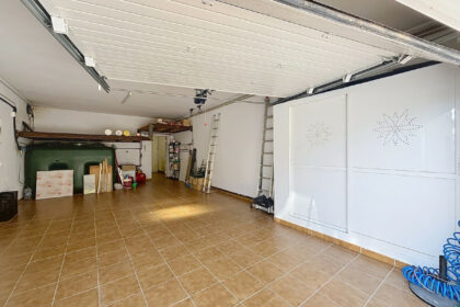 832cc3b636e197b1d76f4ff7fb1ba0ce - 41