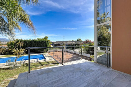 832cc3b636e197b1d76f4ff7fb1ba0ce - 42