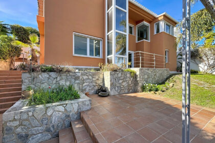 832cc3b636e197b1d76f4ff7fb1ba0ce - 50