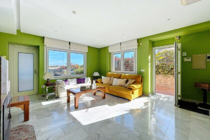 832cc3b636e197b1d76f4ff7fb1ba0ce - 8