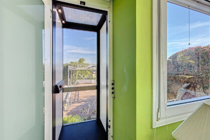 832cc3b636e197b1d76f4ff7fb1ba0ce - 9