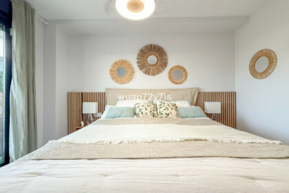 834af6073ecd631f4b55f27829c9f2b5 - 12