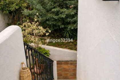 83dd2920b3e9f8f606805634de240fd0 - 16