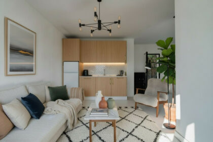 861b27e2895c197f857288dc8f4100cd - 15