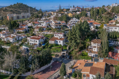 861b27e2895c197f857288dc8f4100cd - 22