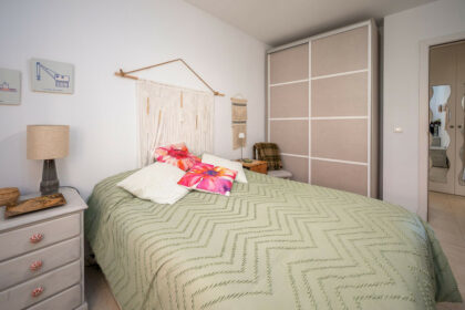 87b88c6da1806cba33a2f64381ea128a - 19