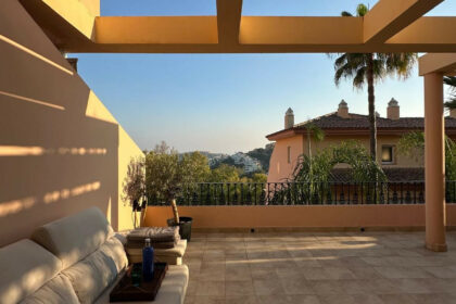 87f82989599c32245c7c1c98b949cc93 - 2