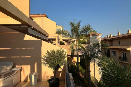 87f82989599c32245c7c1c98b949cc93 - 24