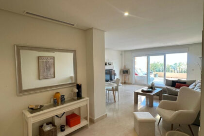 87f82989599c32245c7c1c98b949cc93 - 3