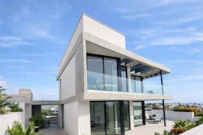 8967e1e0b190d2d86a51d4d15acbe9a4 - 2