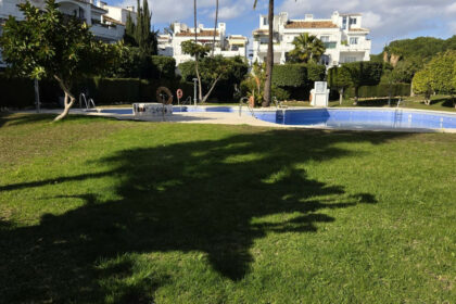 8a14fc4c9cb3cc901ca567905c6b6404 - 18