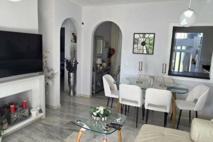 8a14fc4c9cb3cc901ca567905c6b6404 - 3