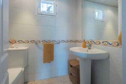 8a1fe4102f4d680c34f4509ea3b10a48 - 11