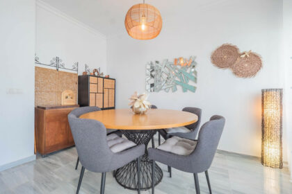 8a1fe4102f4d680c34f4509ea3b10a48 - 14