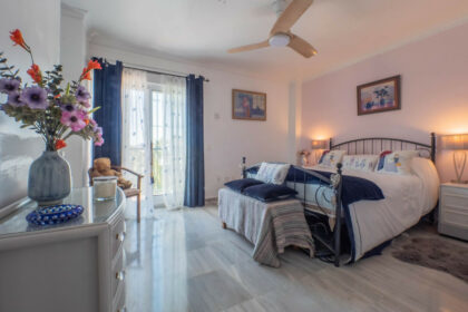 8a1fe4102f4d680c34f4509ea3b10a48 - 19