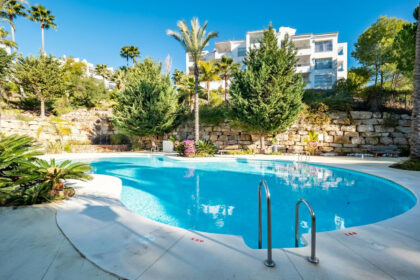 8a1fe4102f4d680c34f4509ea3b10a48 - 2