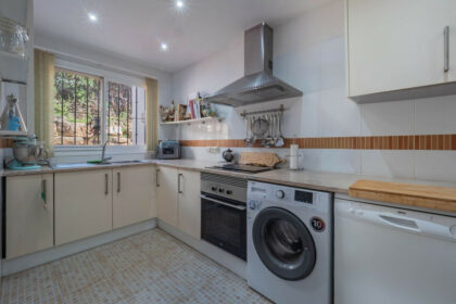 8a1fe4102f4d680c34f4509ea3b10a48 - 5