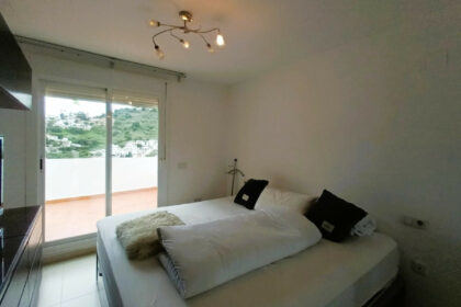 8a76fc2ac6108eb6ae4a054d8b431d15 - 18